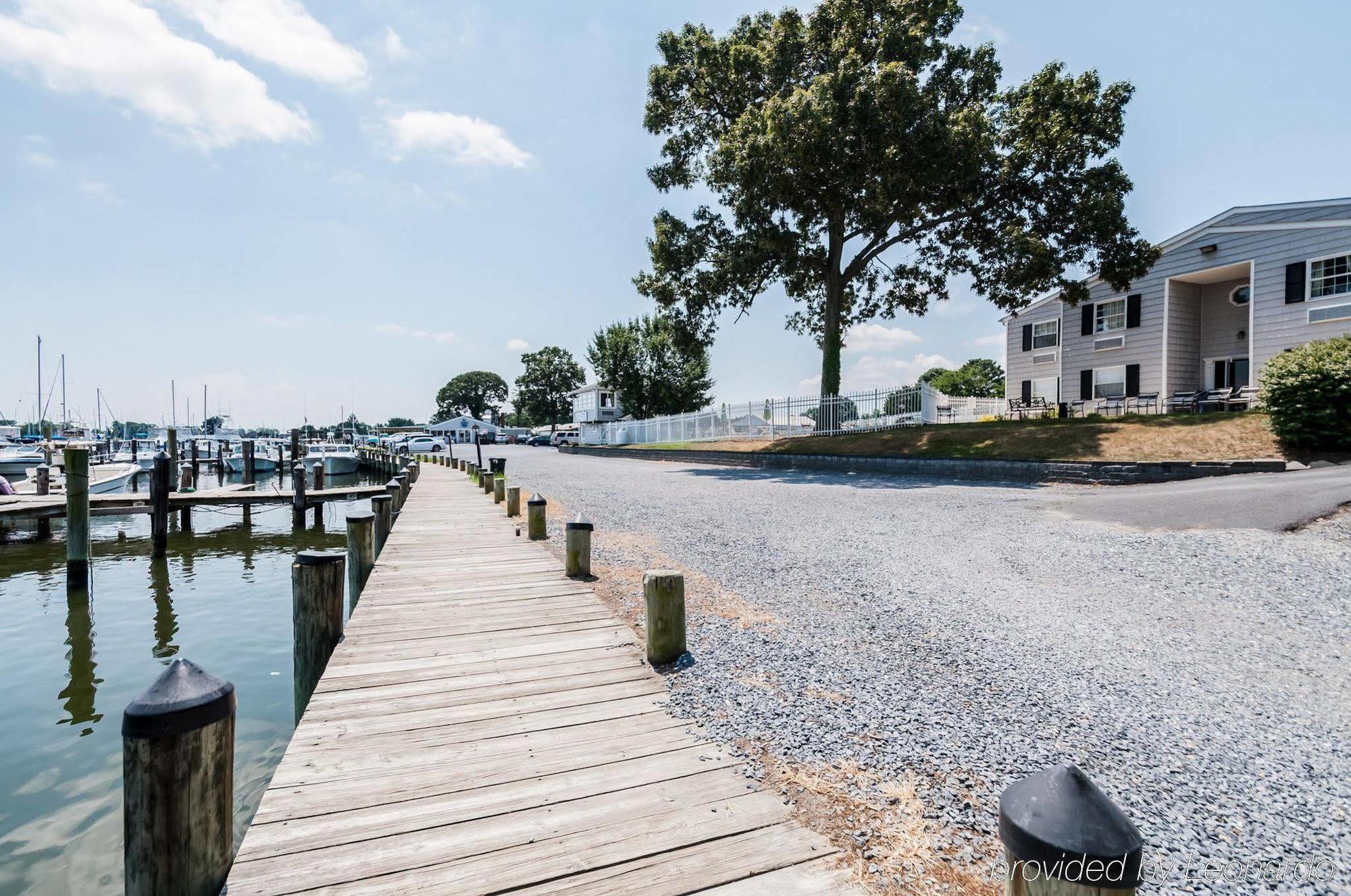 Quality Inn Solomons - Beacon Marina ภายนอก รูปภาพ